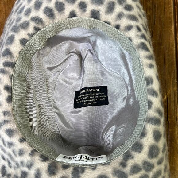 Women’s Eric Javits animal print fuzzy cowboy hat - Picture 5 of 5